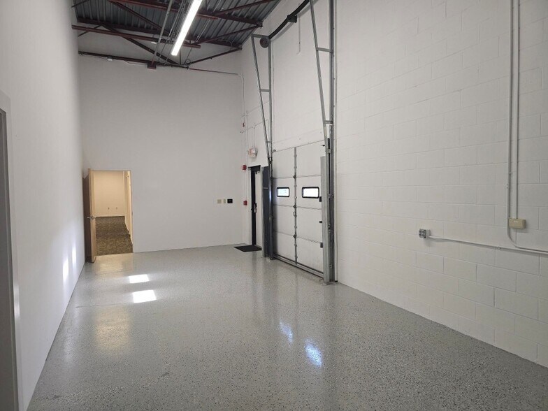More Photos Of 110 Kerry Pl, Norwood Light Distribution For Lease