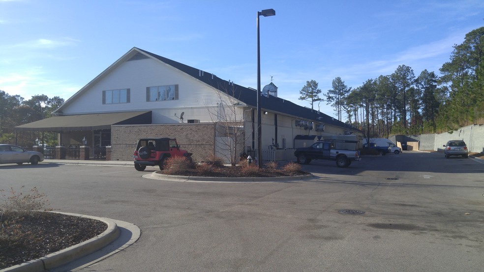 More Photos Of 9735 US 15-501 Hwy, Pinehurst Storefront For Lease