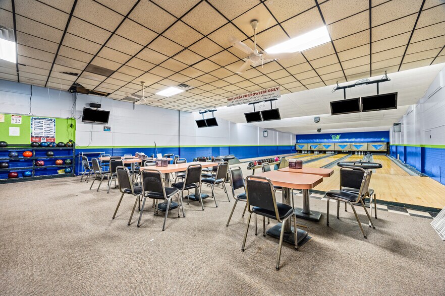 More Photos Of 873 Merchants Rd, Rochester Bowling Alley For Sale