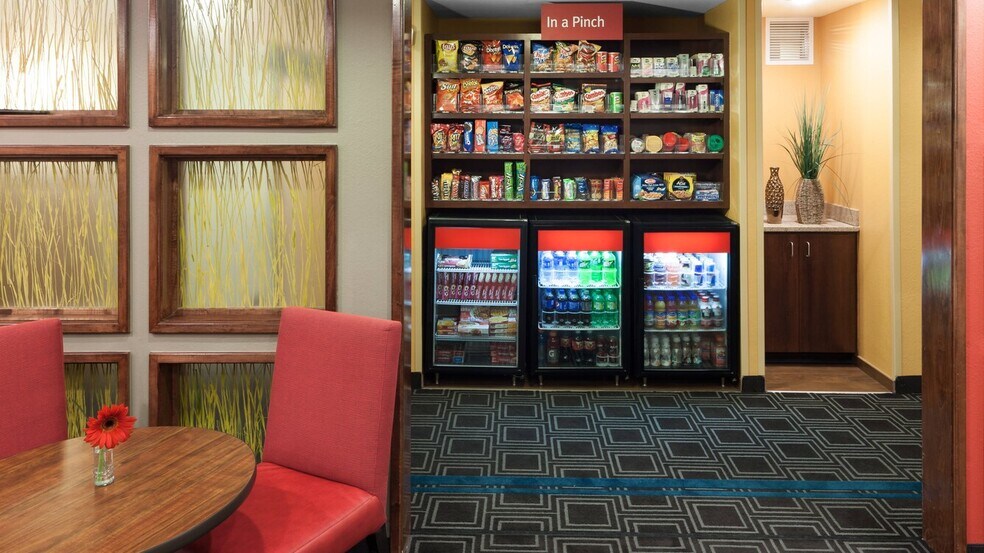 More Photos Of 12 Crossings Ct, Little Rock Hotel For Sale