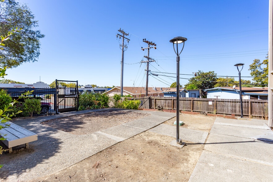 More Photos Of 201 Avian Dr, Vallejo Apartments For Sale