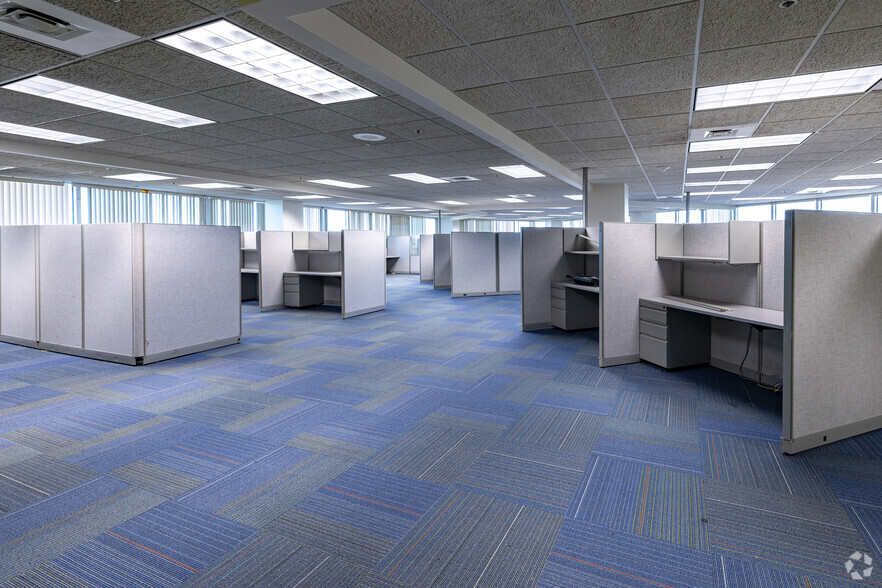 More Photos Of 651 Perimeter Dr, Lexington Office For Lease