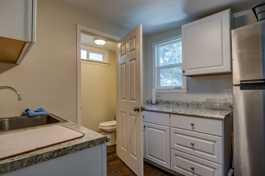 More Photos Of 7449 Fairplay Rd, Somerset Specialty For Sale