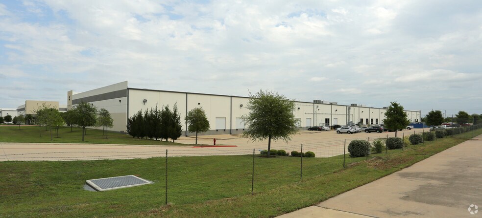 More Photos Of 4101 Smith School Rd, Austin Warehouse For Lease