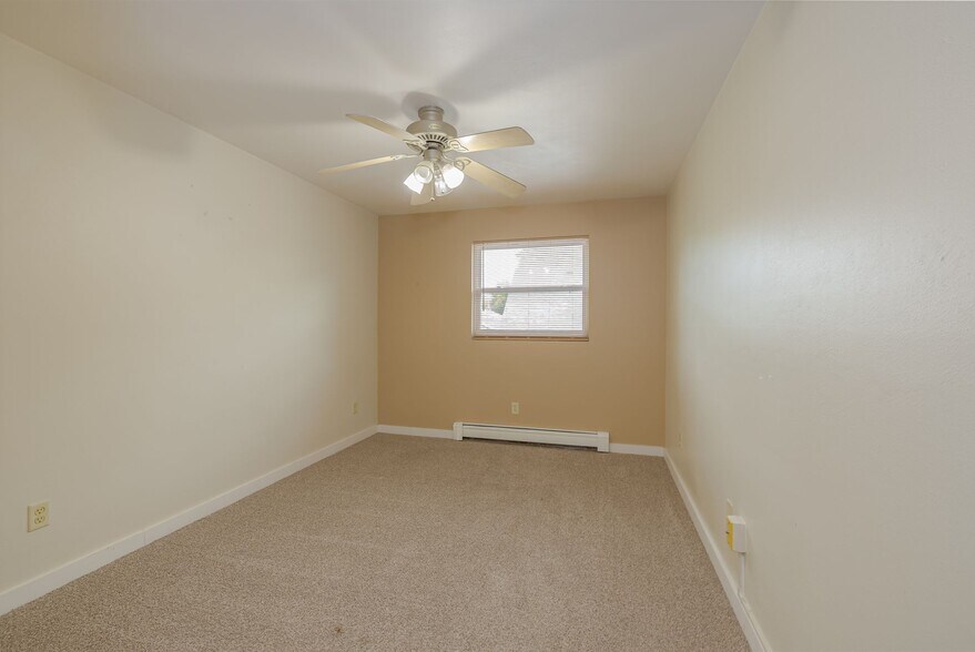 More Photos Of 836 Vine Ave, Oshkosh Apartments For Sale