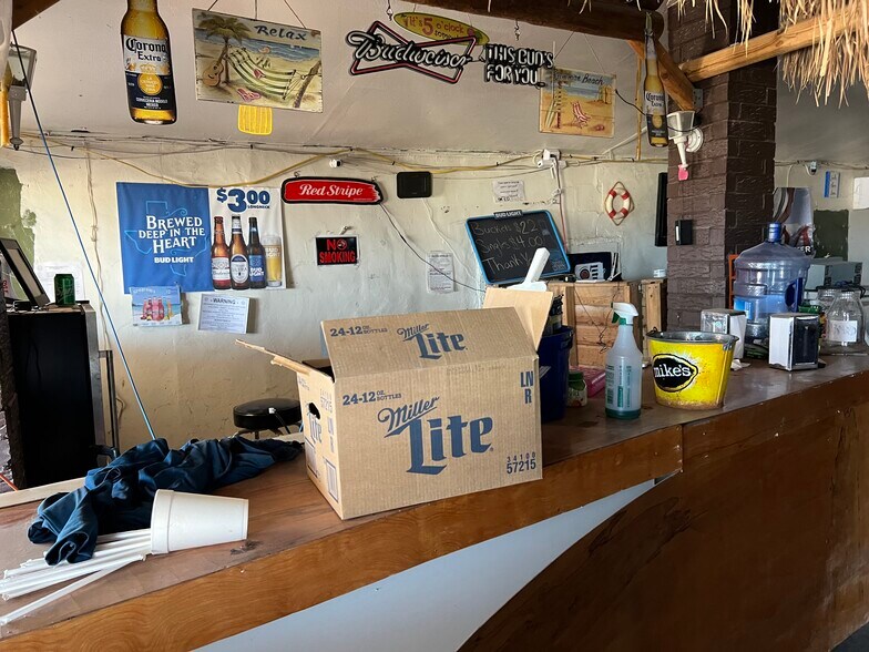 More Photos Of 1103 U.S. 385, Highway, Mccamey General Retail For Sale