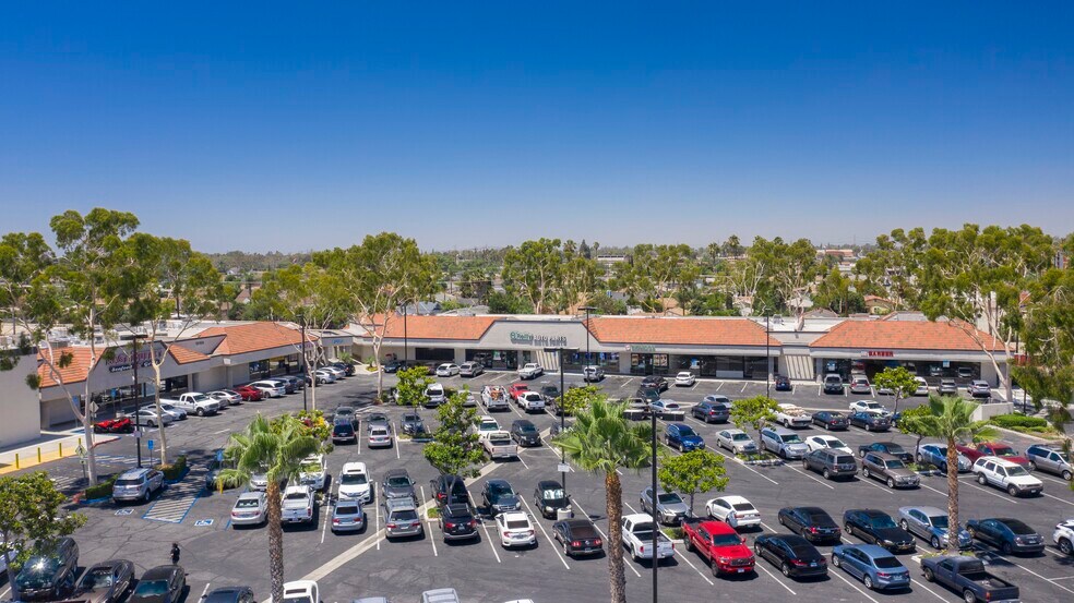 More Photos Of 12090-12146 Carson St, Hawaiian Gardens Unknown For Lease