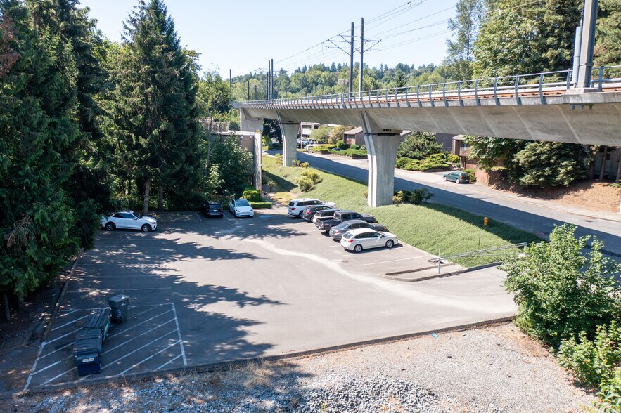 More Photos Of 15200 52nd Ave S, Tukwila Office For Lease