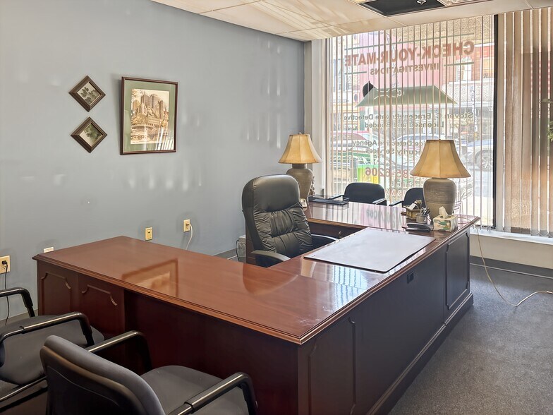 More Photos Of 220 S Main St, Butler Coworking Space