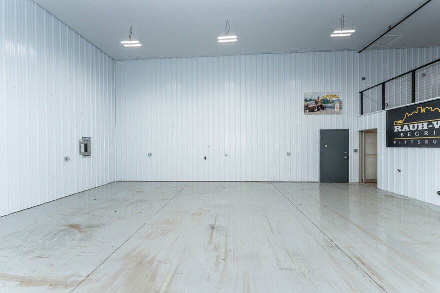 More Photos Of 4040 Saltsburg Rd, Murrysville Auto Repair For Sale