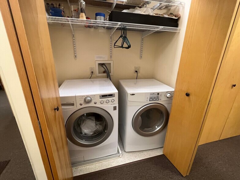 More Photos Of 265 Benton Dr, East Longmeadow Medical For Sale