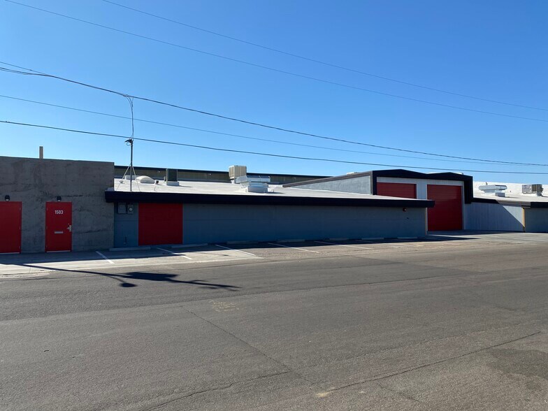 More Photos Of 1301-1555 E Jackson St, Phoenix Warehouse For Lease