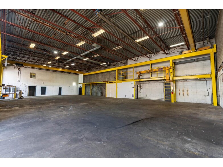 More Photos Of 13365 115th Ave, Surrey Light Manufacturing For Sale