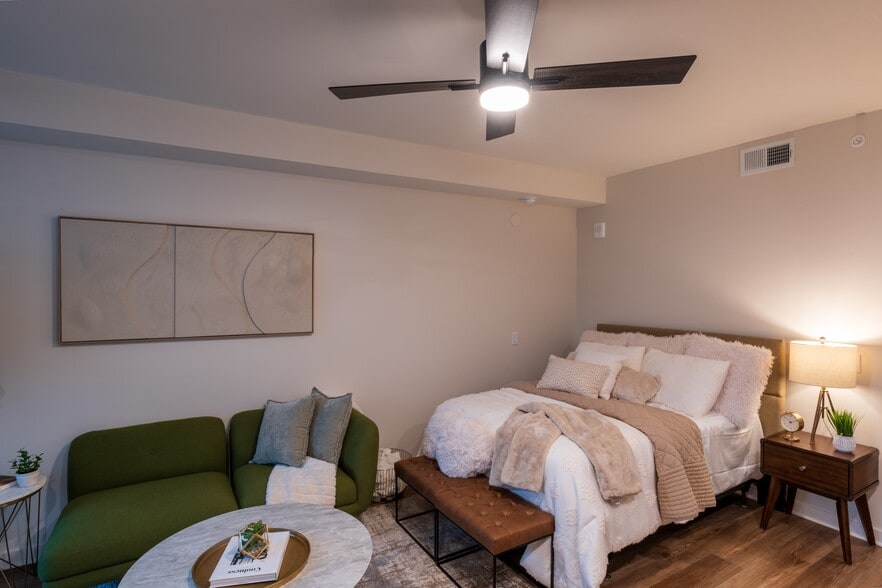 More Photos Of 1441 Peachtree St, Atlanta Apartments For Lease