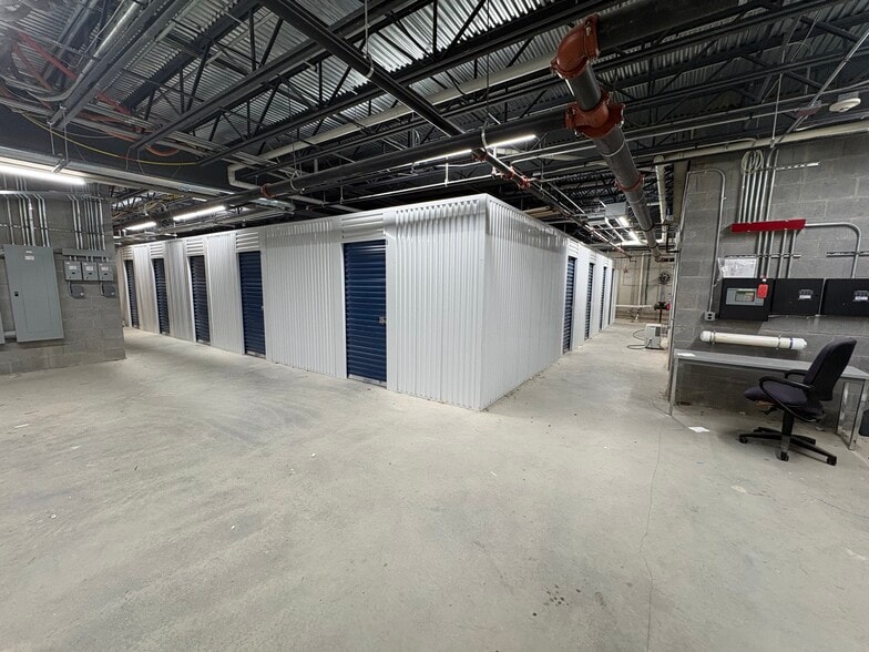 More Photos Of 8100 Sandpiper Cir, Nottingham Medical For Sale