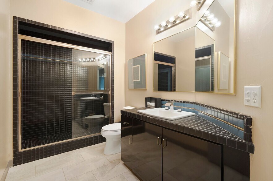 More Photos Of 500 W East Ave, Chico Office For Sale