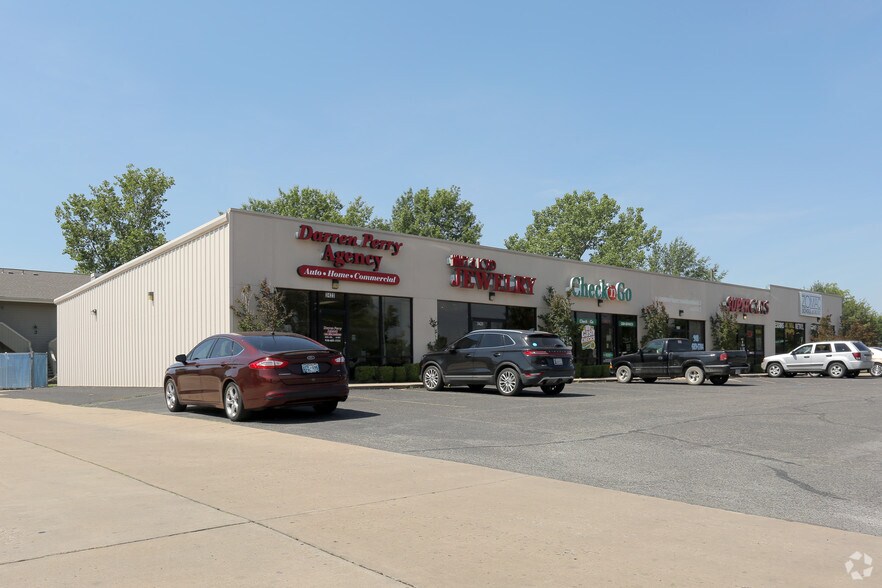 More Photos Of 3405-3423 N Chandler Rd, Muskogee Freestanding For Lease