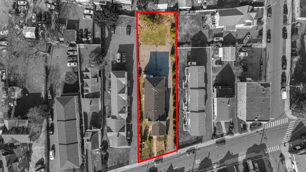 More Photos Of 121 Lockwood Ave, Stamford Apartments For Sale