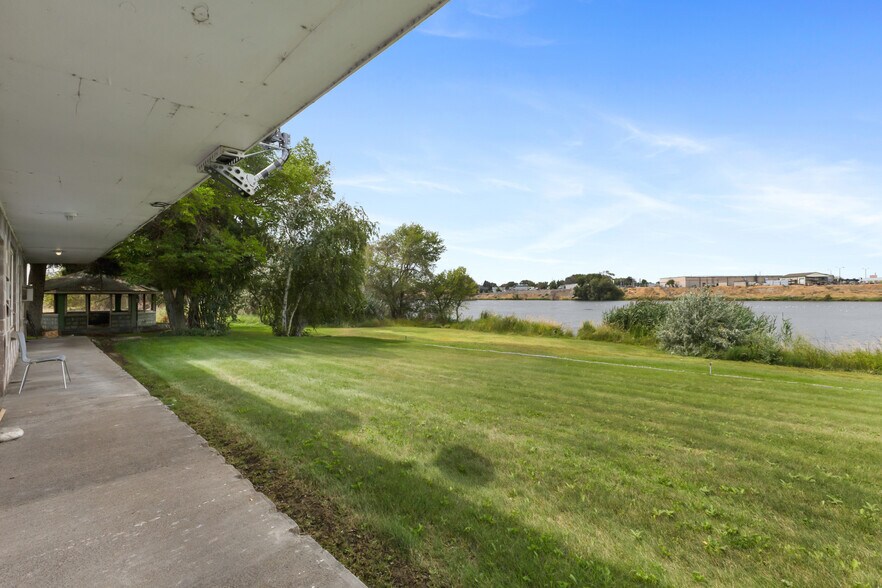 More Photos Of 510 Fig St, Moses Lake Apartments For Sale