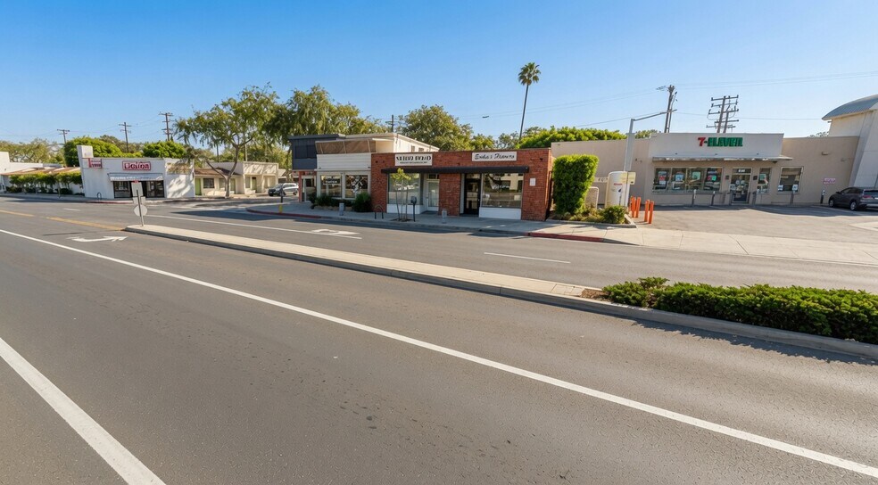 More Photos Of 10600 Culver Blvd, Culver City Storefront Retail Office For Lease