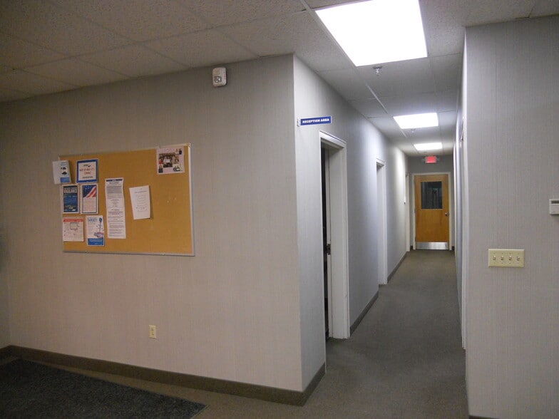 More Photos Of 10 Precision Dr, North Springfield Industrial For Lease