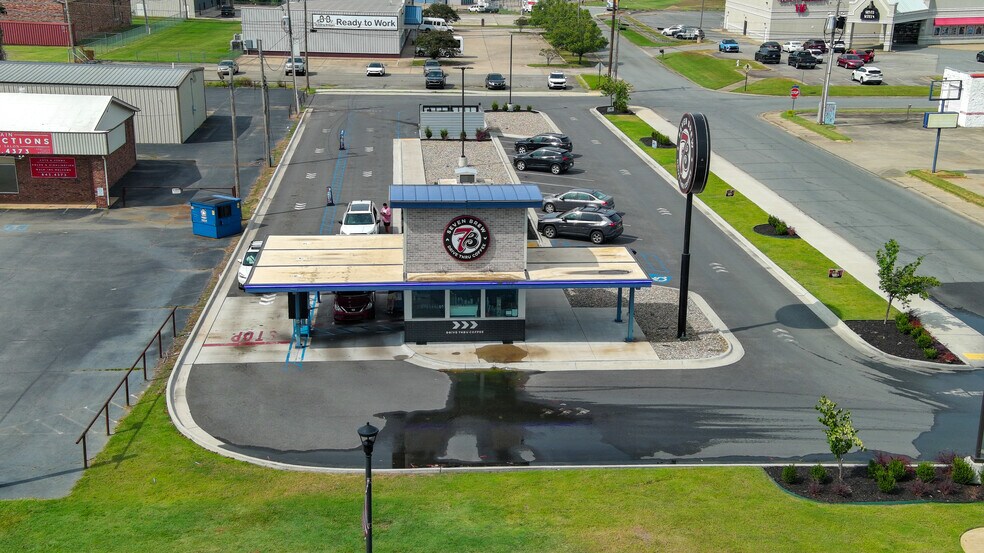 More Photos Of 918 W Main St, Cabot Fast Food For Sale