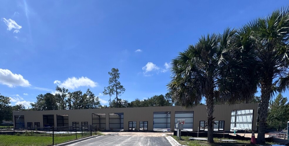 More Photos Of 4586 Sunbeam Rd, Jacksonville Flex For Lease