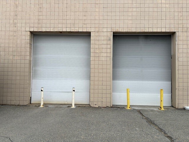 More Photos Of 315 New Boston St, Woburn Manufacturing For Lease