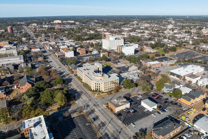 More Photos Of 1501 Lady St, Columbia Office For Lease
