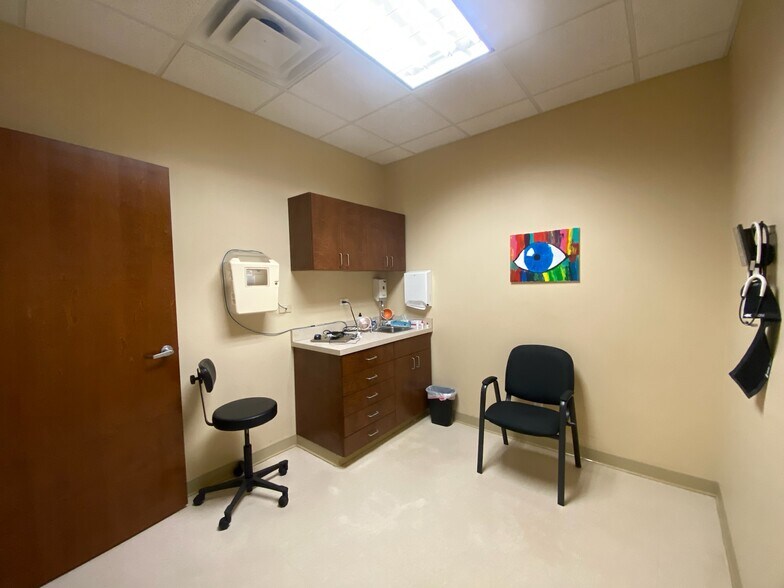 More Photos Of 725 N Ashley Ridge Loop, Shreveport Medical For Lease