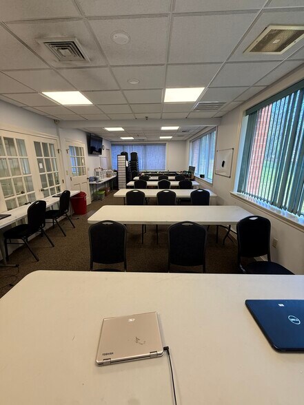 More Photos Of 319 Littleton Rd, Westford Office For Lease
