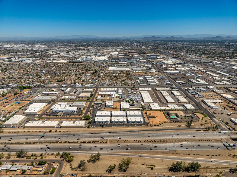 More Photos Of 1329 N 29th Ave, Phoenix Warehouse For Lease