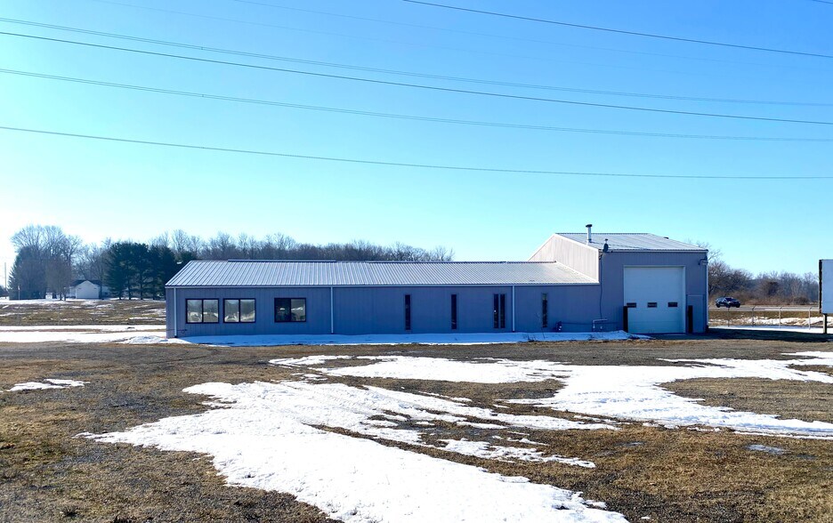 More Photos Of 13101 Michigan Rd, Plymouth Freestanding For Sale