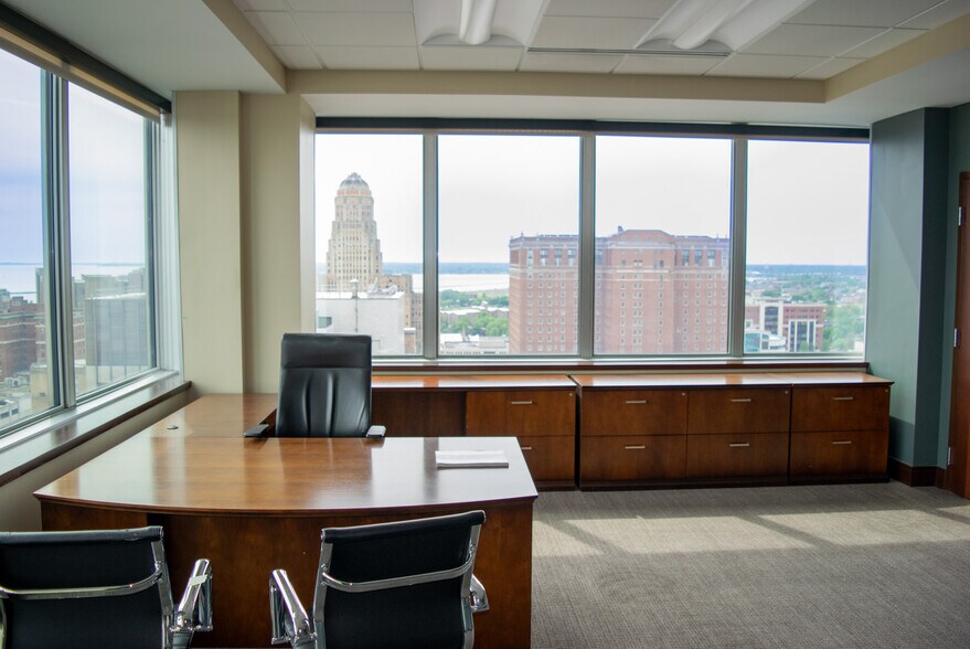 More Photos Of 10 Lafayette Sq, Buffalo Hotel For Lease