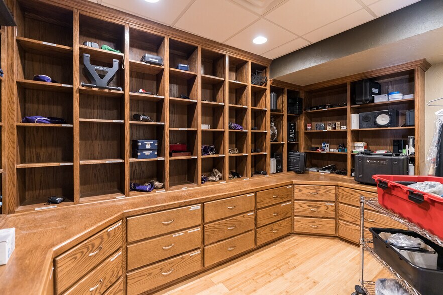 More Photos Of 2908 Epperly Dr, Del City Loft Creative Space For Sale