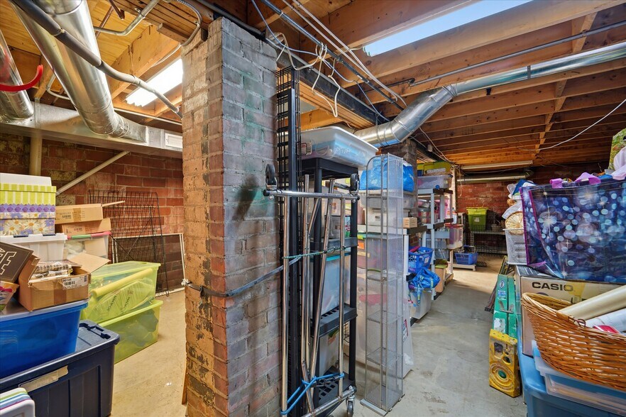 More Photos Of 316 High St, Fairport Harbor Storefront For Sale