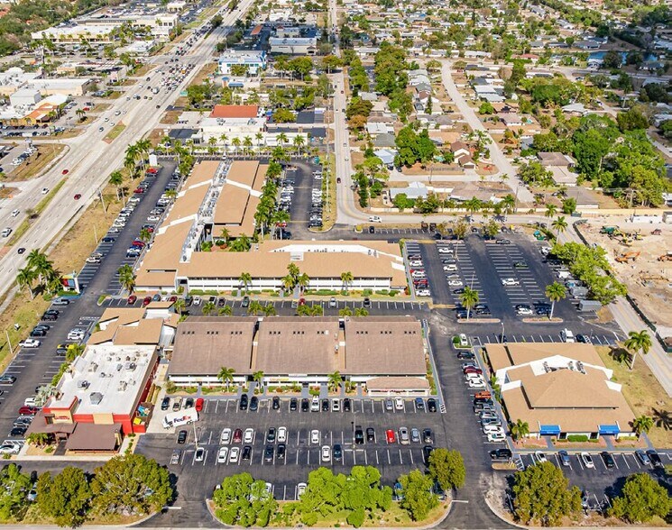 More Photos Of , Fort Myers General Retail For Sale