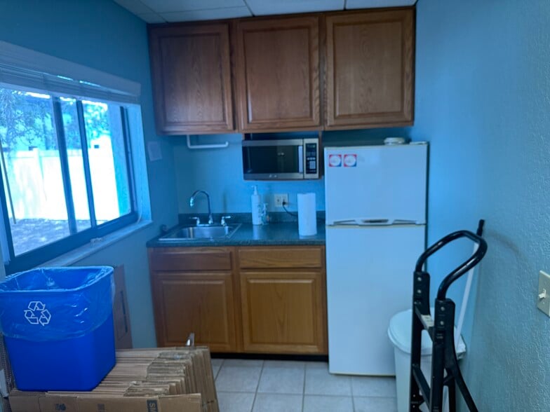 More Photos Of 5020 Goddard Ave, Orlando Office For Sale