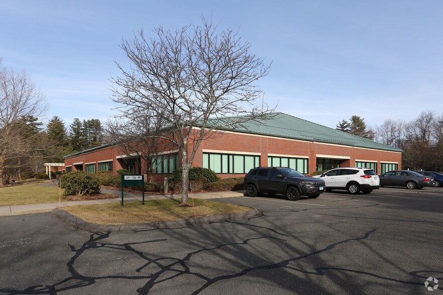 More Photos Of 6 Executive Dr, Farmington Office For Lease