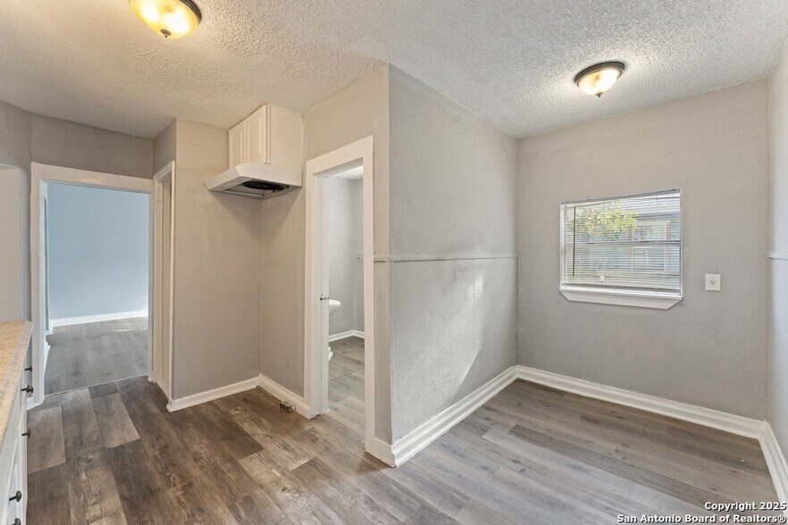 More Photos Of 403 Terrell Ave, San Antonio Apartments For Sale