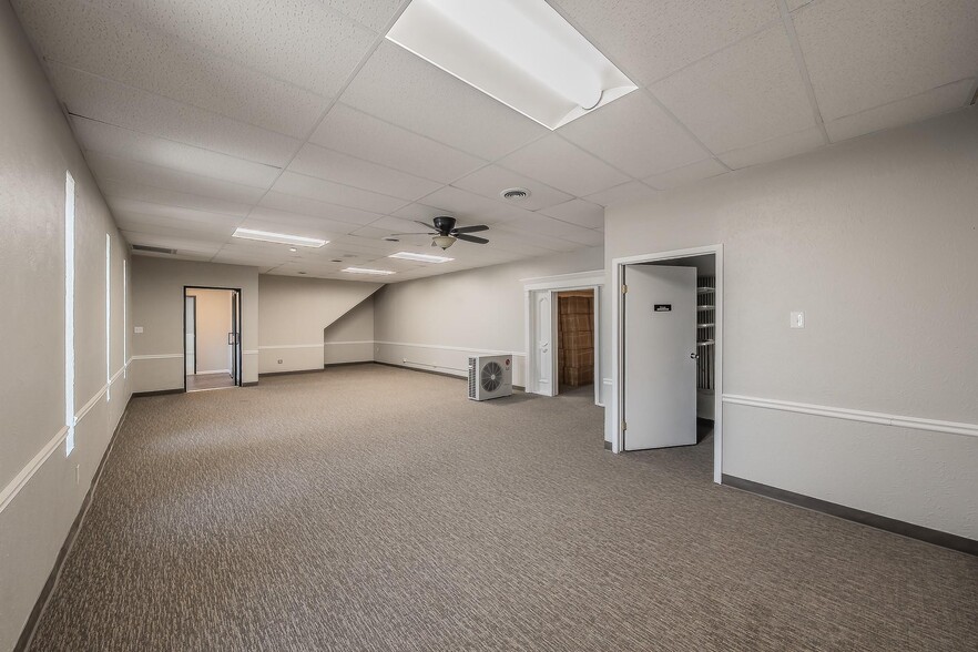 More Photos Of 5704 James Ave, Fort Worth Storefront Retail Office For Sale