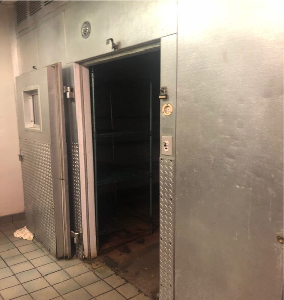 More Photos Of 1 S Broad St, Philadelphia Office For Lease