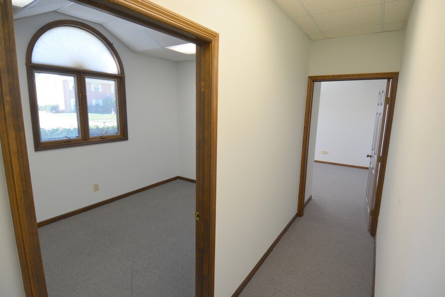 More Photos Of 5975 Kentshire Dr, Kettering Medical For Lease