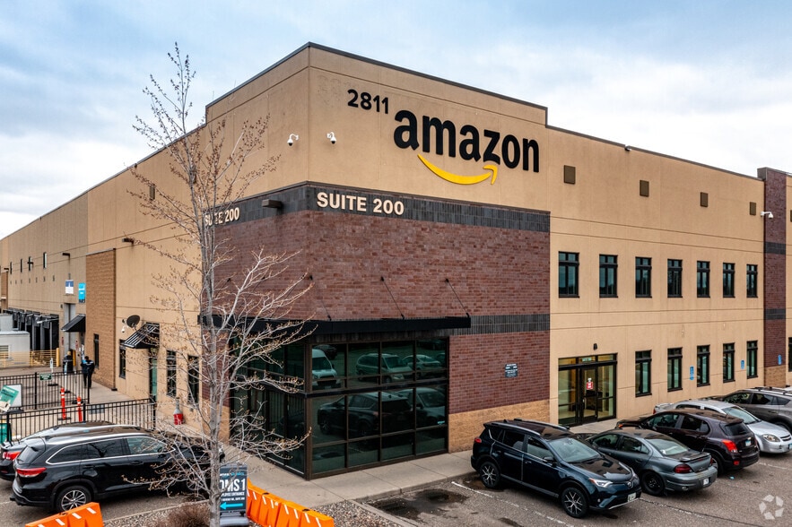 More Photos Of 2811 Beverly Rd, Eagan Warehouse For Lease