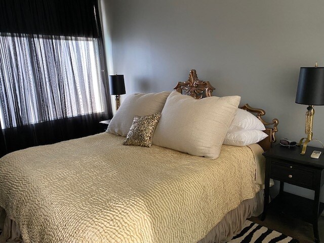 More Photos Of 100 E San Antonio St, Marfa Storefront Retail Office For Sale