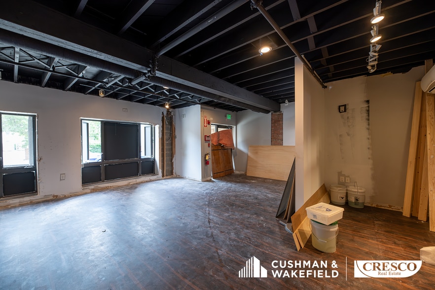 More Photos Of 2258 Professor Ave, Cleveland Bar For Sale