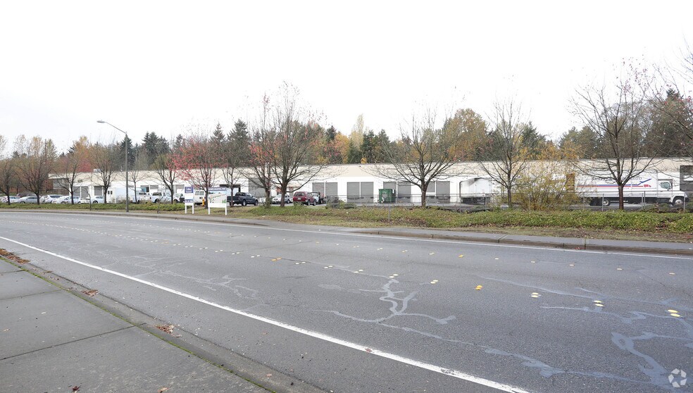 More Photos Of 19111 Des Moines Memorial Dr, Seatac Warehouse For Lease
