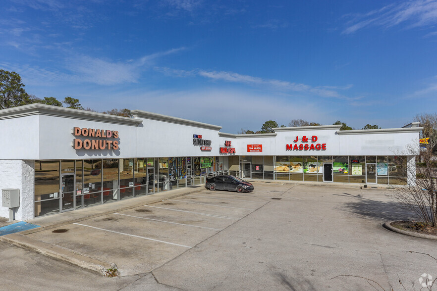 Primary Photo Of 11101 FM 1960 E Rd, Huffman Freestanding For Lease