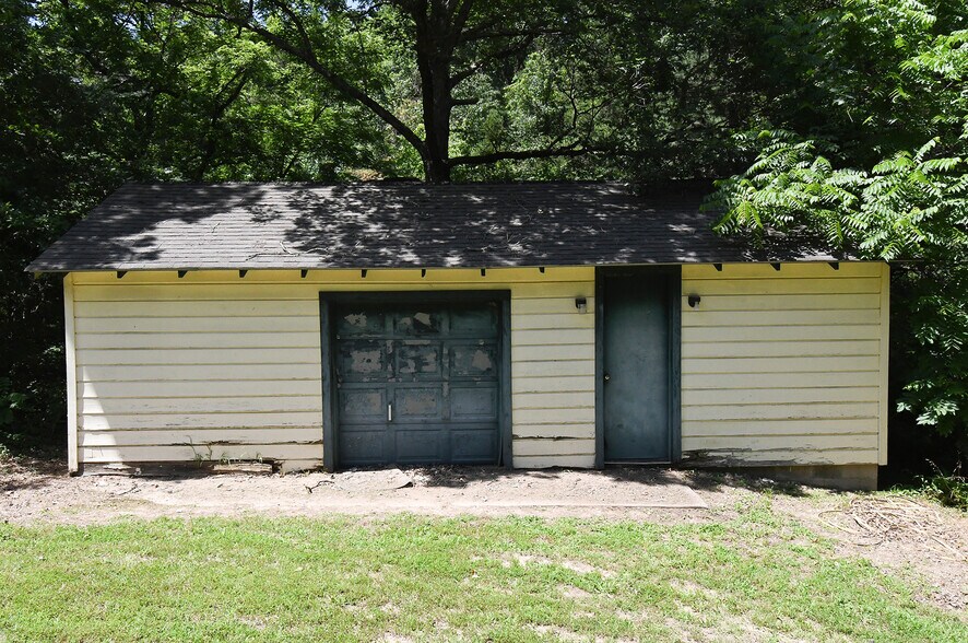 More Photos Of 7687 OK-10, Tahlequah Hospitality For Sale