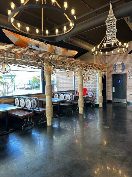 More Photos Of 1465 Webster St, Alameda Restaurant For Sale